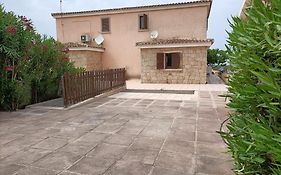 Casa A Pochi Minuti Dalla Spiaggia Di Vignola