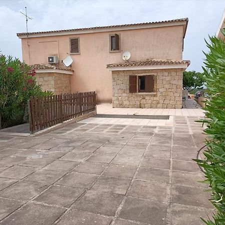 Casa A Pochi Minuti Dalla Spiaggia Di Vignola Vignola Mare Esterno foto