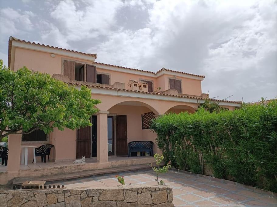 Casa A Pochi Minuti Dalla Spiaggia Di Vignola Vignola Mare Esterno foto